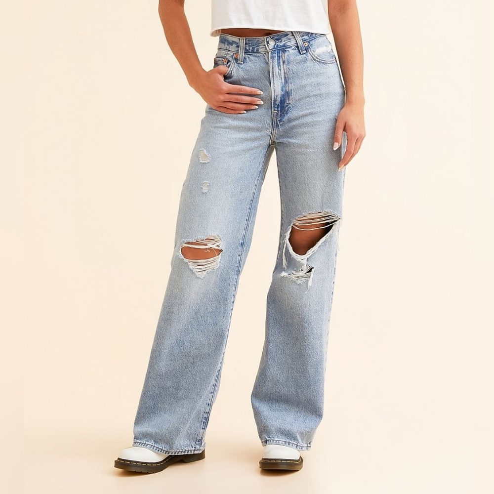Levi's Ribcage Wide Leg Jeans